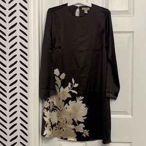 2/$10 H&M Satin-like tunic dress black with ivory floral design in the corner